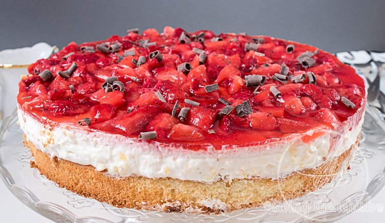 Delicious Strawberry Summer Cake With Pudding Cream