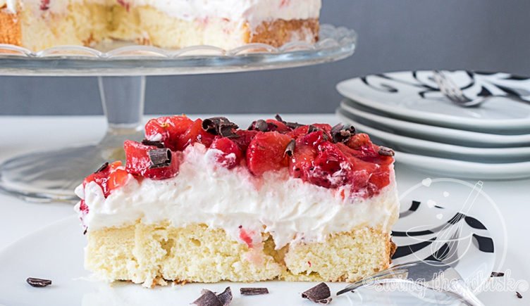 Strawberry Cake With Pudding Cream