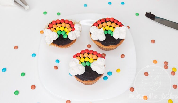 easy rainbow cupcakes
